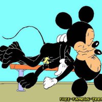 Mickey mouse with girlfriend sex - Free-Famous-Toons.com