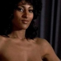 Pam Grier sex pictures @ Celebs-Sex-Scenes.com free celebrity na
