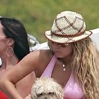 Jessica Simpson naked celebrities free movies and pictures!