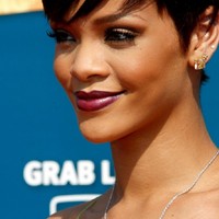 ::: Rihanna - Celebrity Hentai Porn Toons! :::