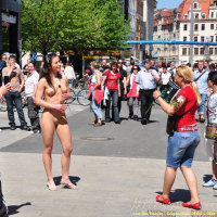 Nude-in-Public