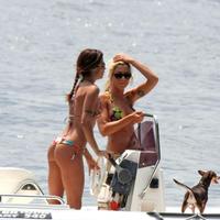  Elisabetta Canalis fully naked at CelebsOnly.com! 